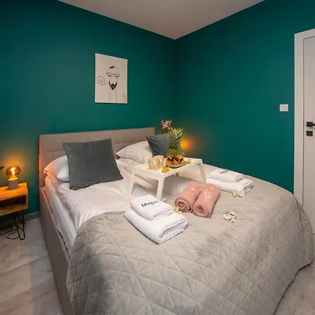 Premium 4 Apartment