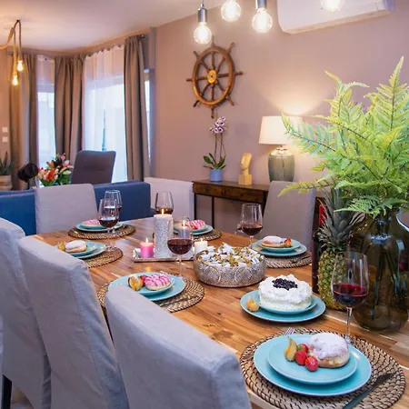 Premium 4 Apartment